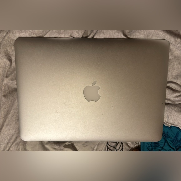 Apple MacBook Air